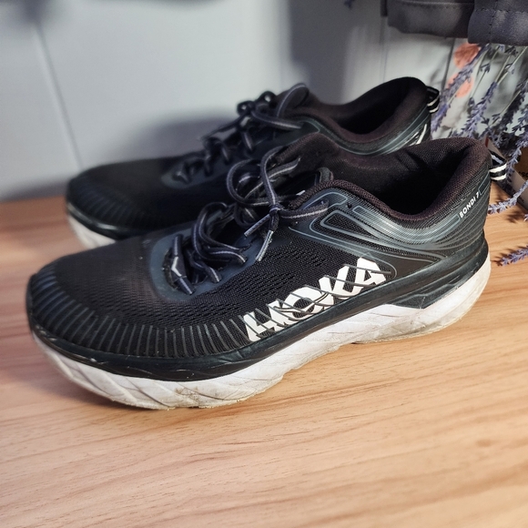 HOKA One One  Black and White Running Shoes Size 10 - Picture 1 of 9